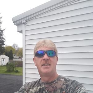 Meet your Posher, Jonathan